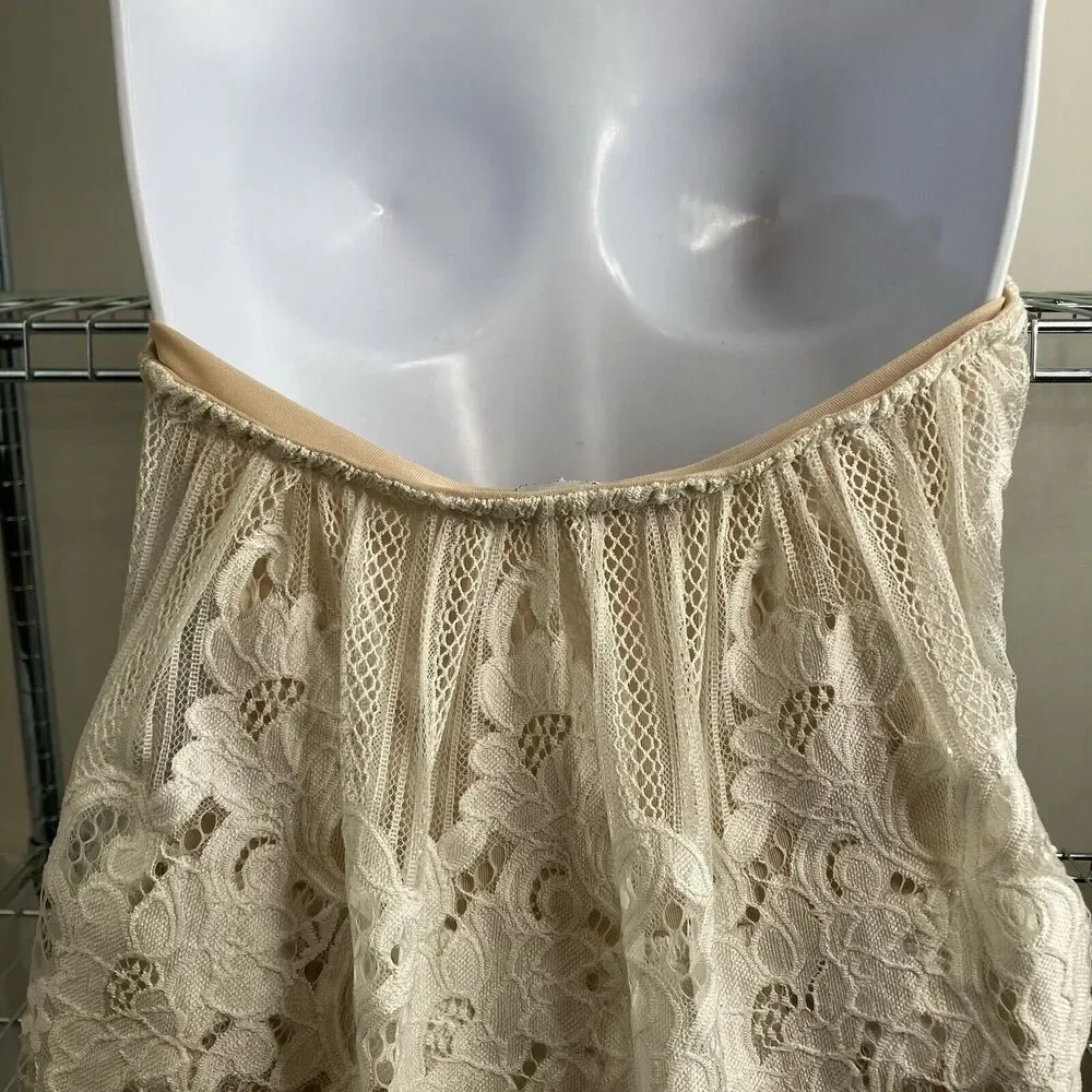 Lovers‎ + Friends Women’s Cream Lacy Dainty Fairy Romper Size XS Flowy Ruffles